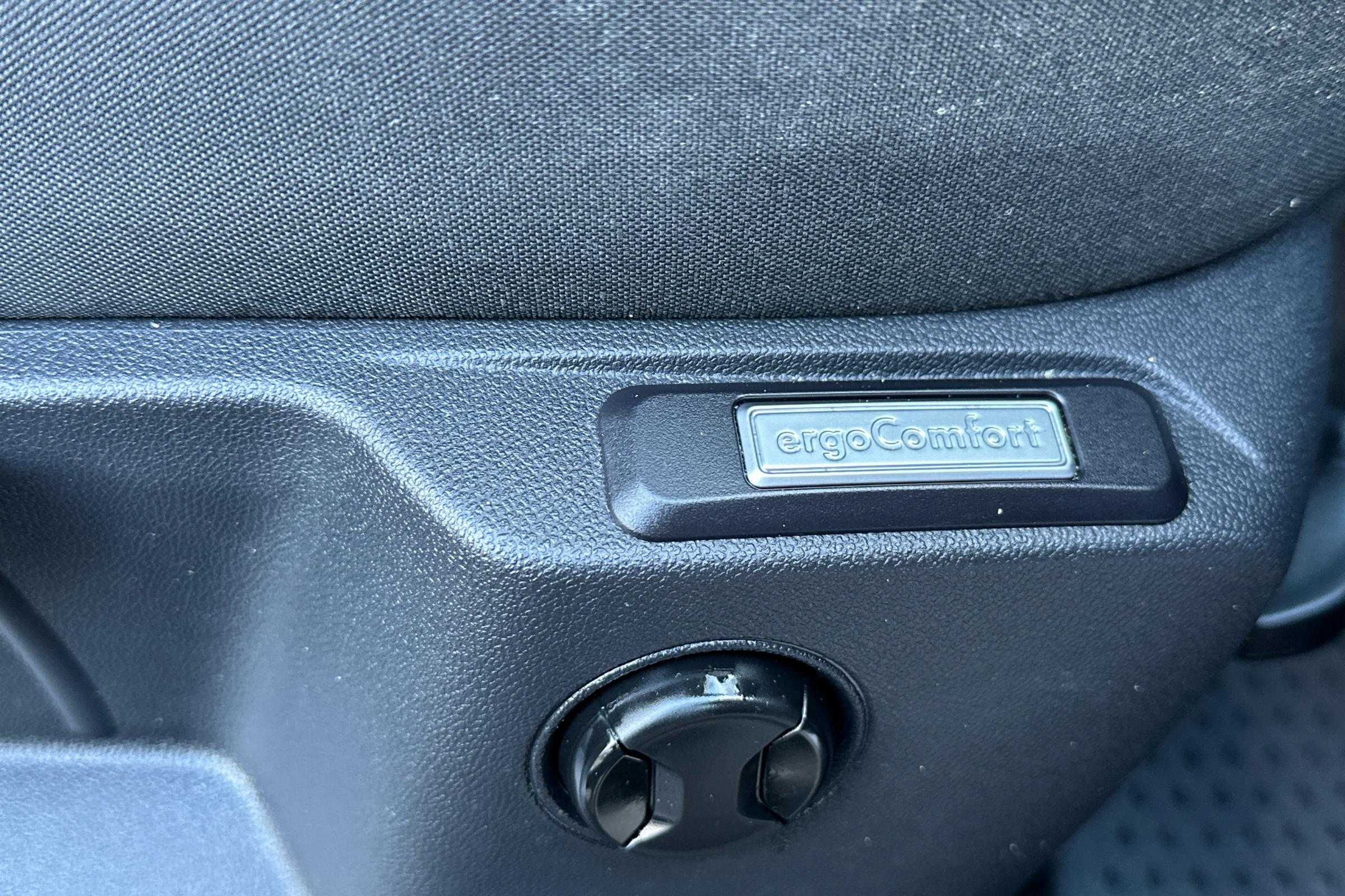 Volkswagen Caddy Panel Van 33